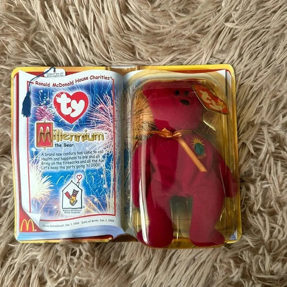 Sealed RARE Millennium the bear TY beanie baby - Picture 1 of 5